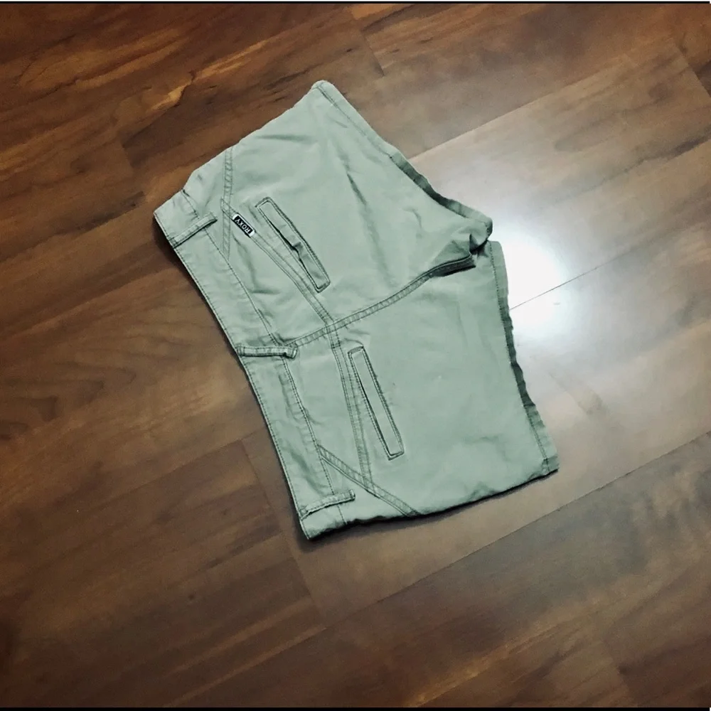 Roxy Size-7
